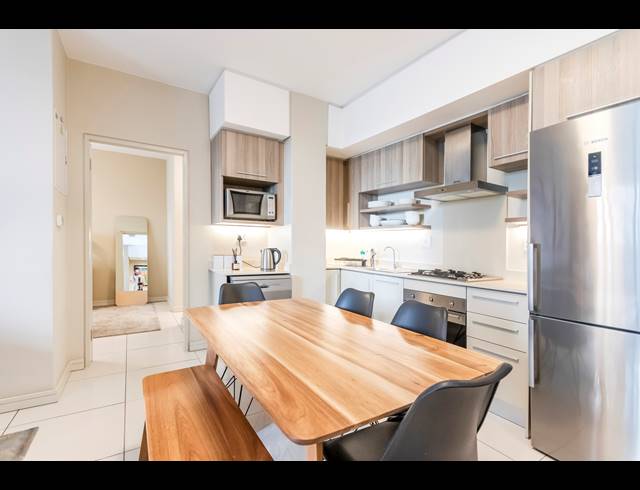 2 BEDROOM APARTMENT TO LET IN ROSEBANK